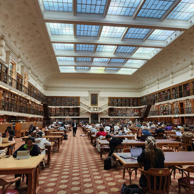 Bibliothek & Uni